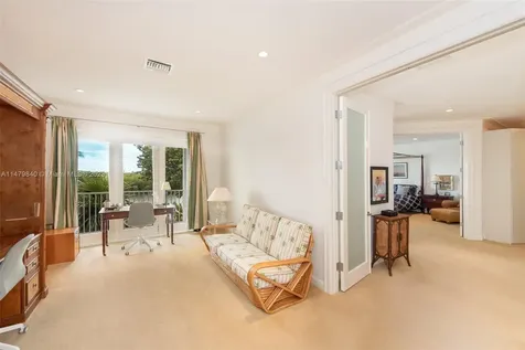 1095 Mariner Drive Key Biscayne FL 33149