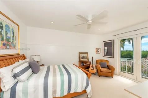 1095 Mariner Drive Key Biscayne FL 33149