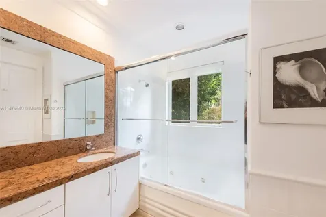 1095 Mariner Drive Key Biscayne FL 33149