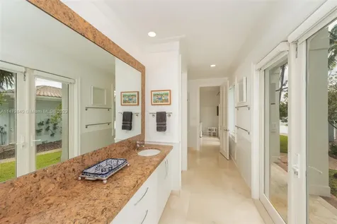 1095 Mariner Drive Key Biscayne FL 33149