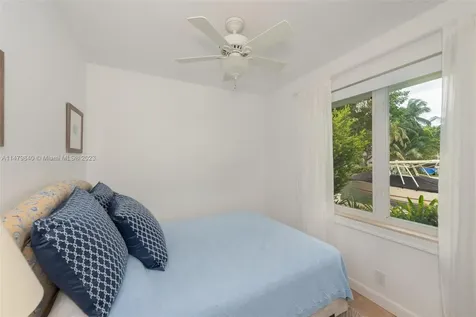 1095 Mariner Drive Key Biscayne FL 33149