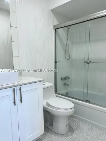 5051 W Oakland Park Boulevard Lauderdale Lakes FL 33313