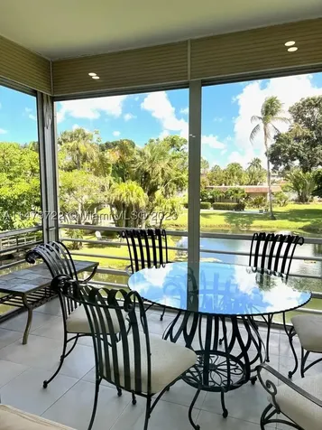 5051 W Oakland Park Boulevard Lauderdale Lakes FL 33313