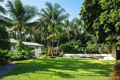 7722 Ponce De Leon Road Miami FL 33143