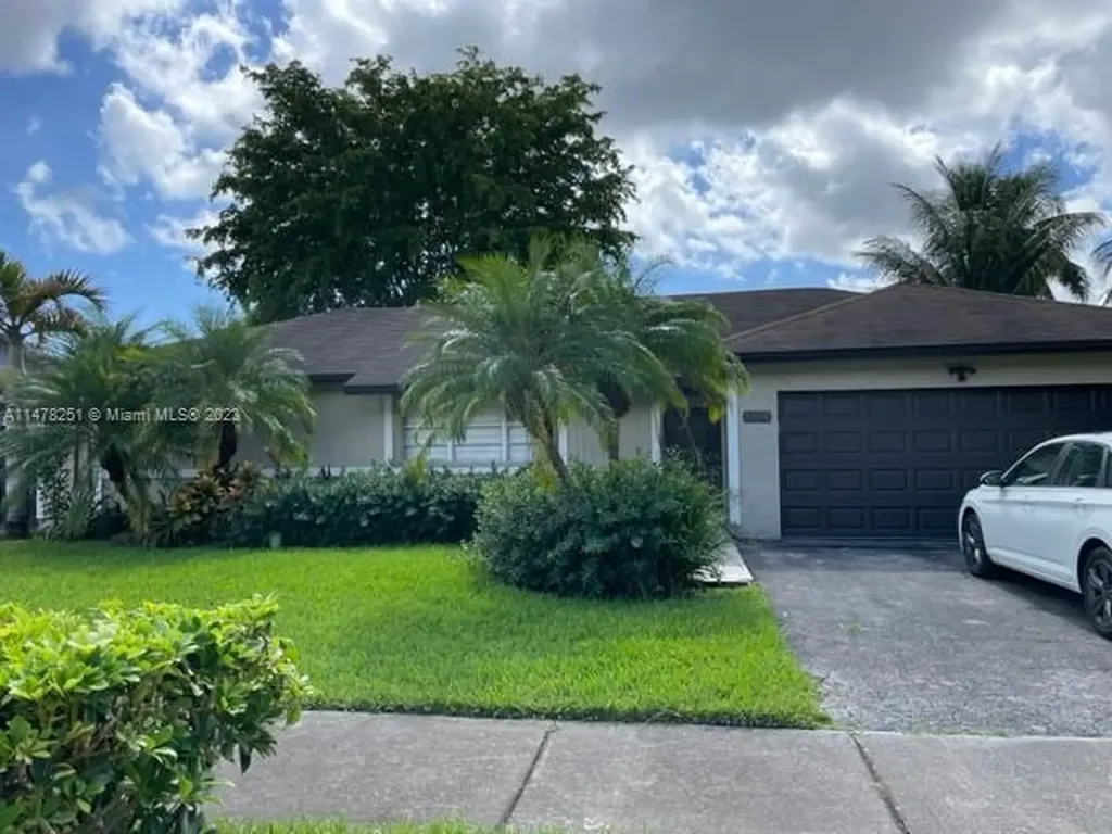13610 SW 97th Street Miami FL 33186