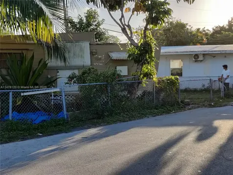 2234 NE 137 Street North Miami Beach FL 33181-1840