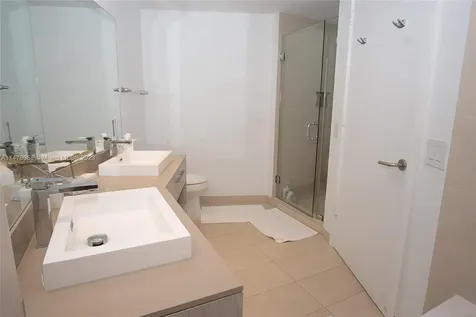 4111 S Ocean Drive Hollywood FL 33019