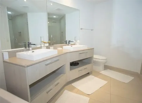 4111 S Ocean Drive Hollywood FL 33019