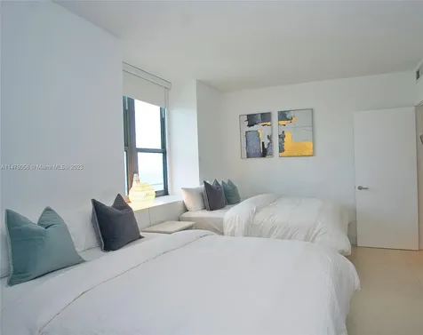 4111 S Ocean Drive Hollywood FL 33019