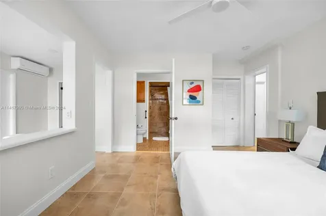 2500 NE 199th Street Miami FL 33180