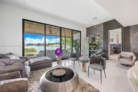 2511 NE 209th Terrace Miami FL 33180