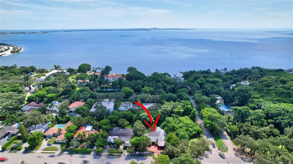 3155 S Miami Avenue Miami FL 33129