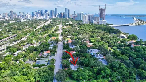 3155 S Miami Avenue Miami FL 33129