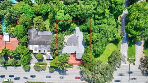 3155 S Miami Avenue Miami FL 33129