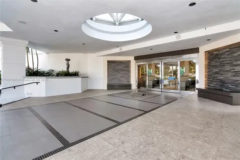 21200 Point Place Aventura FL 33180