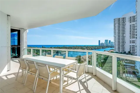 21200 Point Place Aventura FL 33180