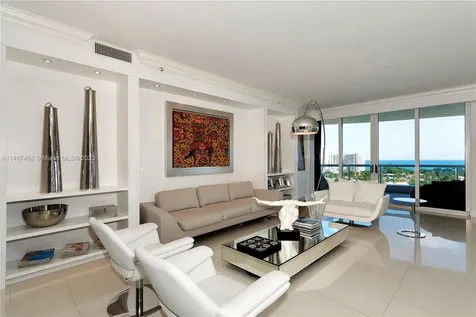 21200 Point Place Aventura FL 33180
