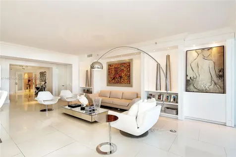 21200 Point Place Aventura FL 33180