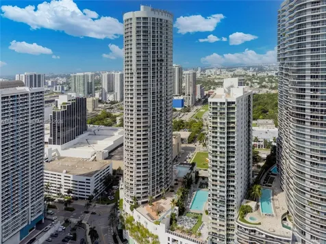 1750 N Bayshore Drive Miami FL 33132