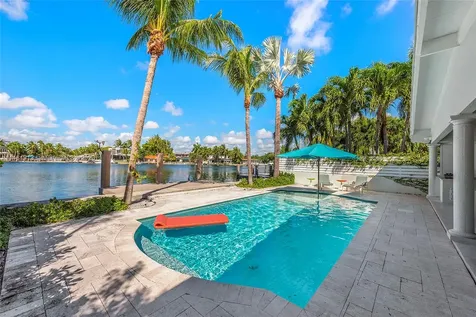 8834 Hawthorne Avenue Surfside FL 33154