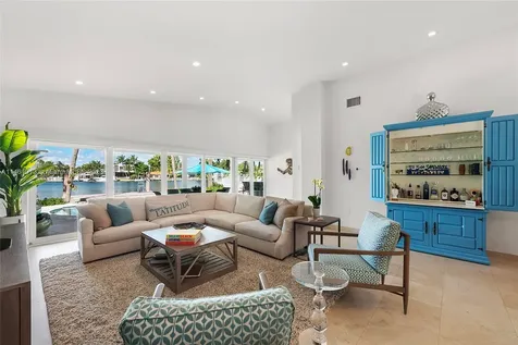 8834 Hawthorne Avenue Surfside FL 33154