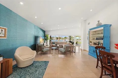 8834 Hawthorne Avenue Surfside FL 33154