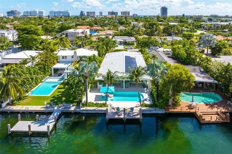 8834 Hawthorne Avenue Surfside FL 33154