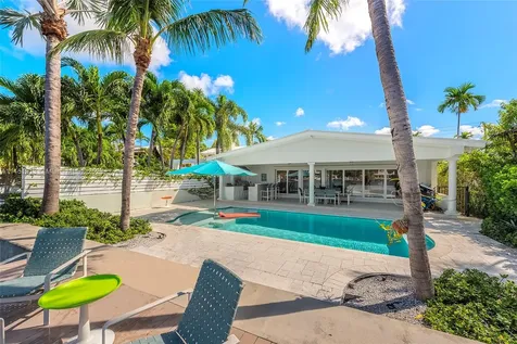 8834 Hawthorne Avenue Surfside FL 33154
