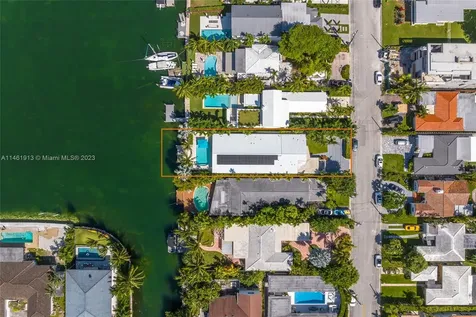 8834 Hawthorne Avenue Surfside FL 33154