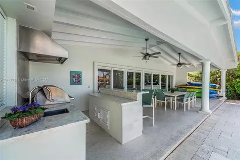 8834 Hawthorne Avenue Surfside FL 33154