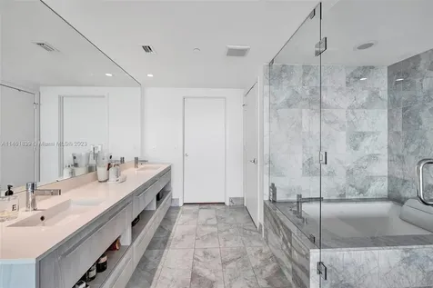 3131 NE 7th Avenue Miami FL 33137