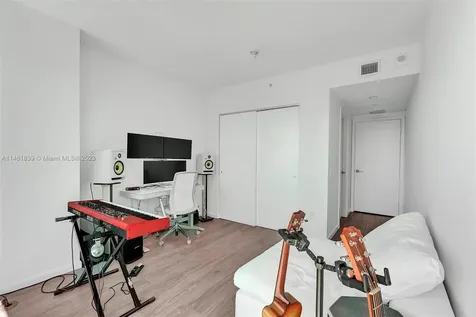 3131 NE 7th Avenue Miami FL 33137