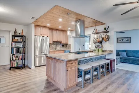 2300 NW 79th Avenue Sunrise FL 33322