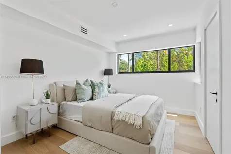 750 W 59th Street Miami Beach FL 33140