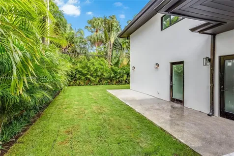 750 W 59th Street Miami Beach FL 33140