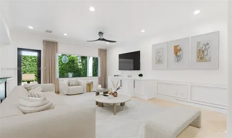 6045 La Gorce Drive Miami Beach FL 33140