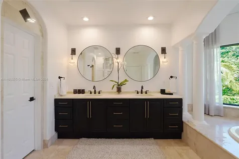 6045 La Gorce Drive Miami Beach FL 33140
