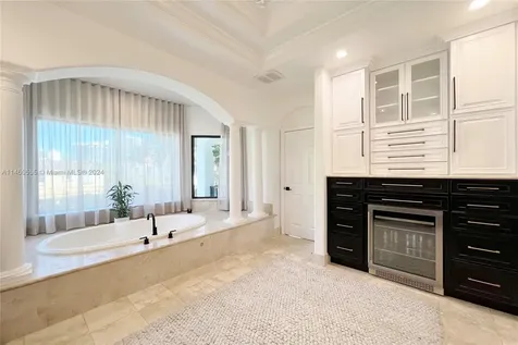 6045 La Gorce Drive Miami Beach FL 33140