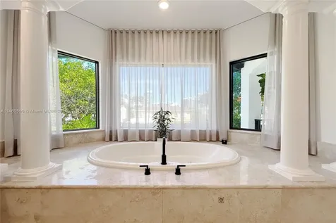 6045 La Gorce Drive Miami Beach FL 33140