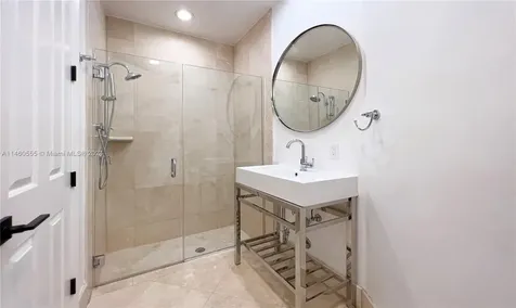 6045 La Gorce Drive Miami Beach FL 33140