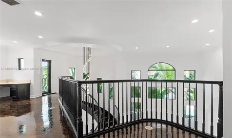 6045 La Gorce Drive Miami Beach FL 33140