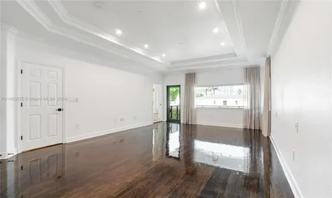 6045 La Gorce Drive Miami Beach FL 33140
