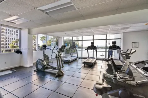 5601 Collins Avenue Miami Beach FL 33140