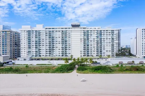 5601 Collins Avenue Miami Beach FL 33140