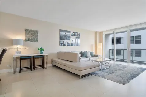 5601 Collins Avenue Miami Beach FL 33140