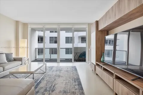 5601 Collins Avenue Miami Beach FL 33140