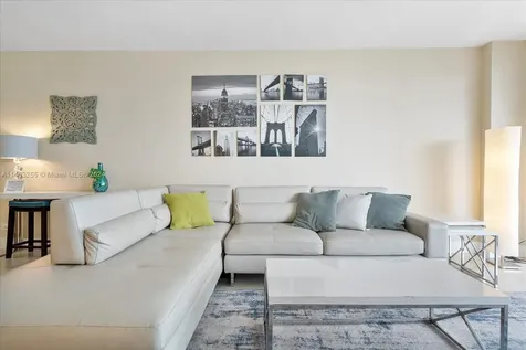 5601 Collins Avenue Miami Beach FL 33140