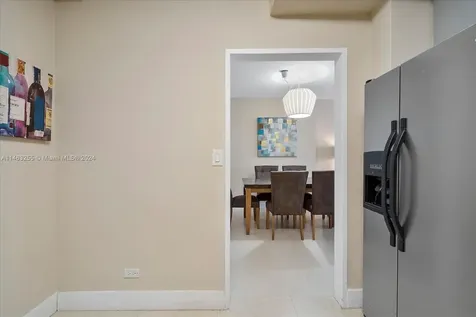 5601 Collins Avenue Miami Beach FL 33140