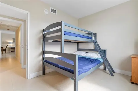 5601 Collins Avenue Miami Beach FL 33140