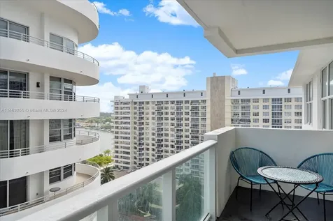 5601 Collins Avenue Miami Beach FL 33140